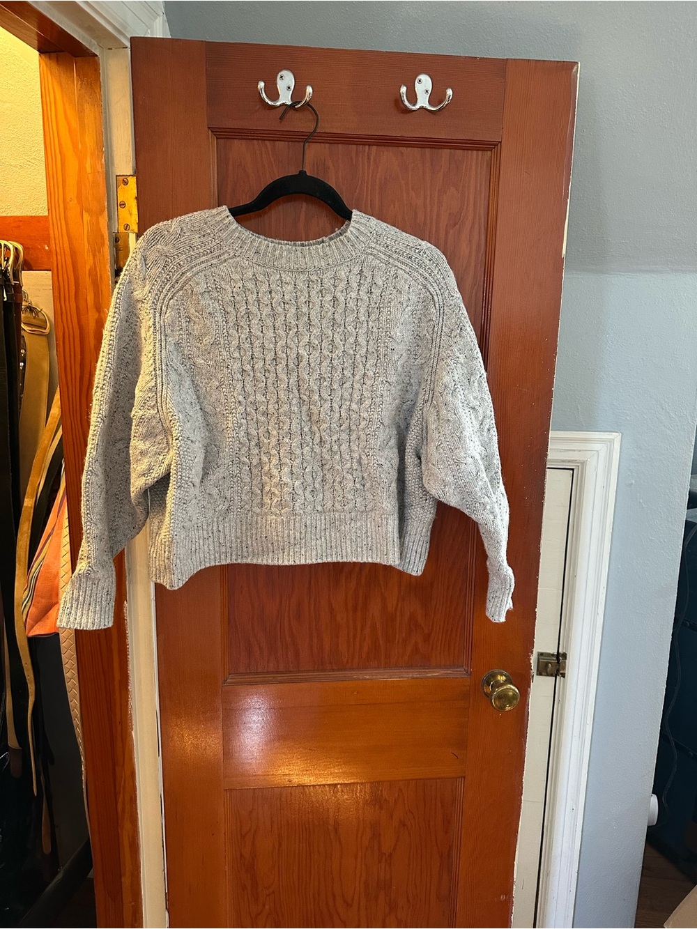 Universal Thread Light Gray Cable Crew Sweater